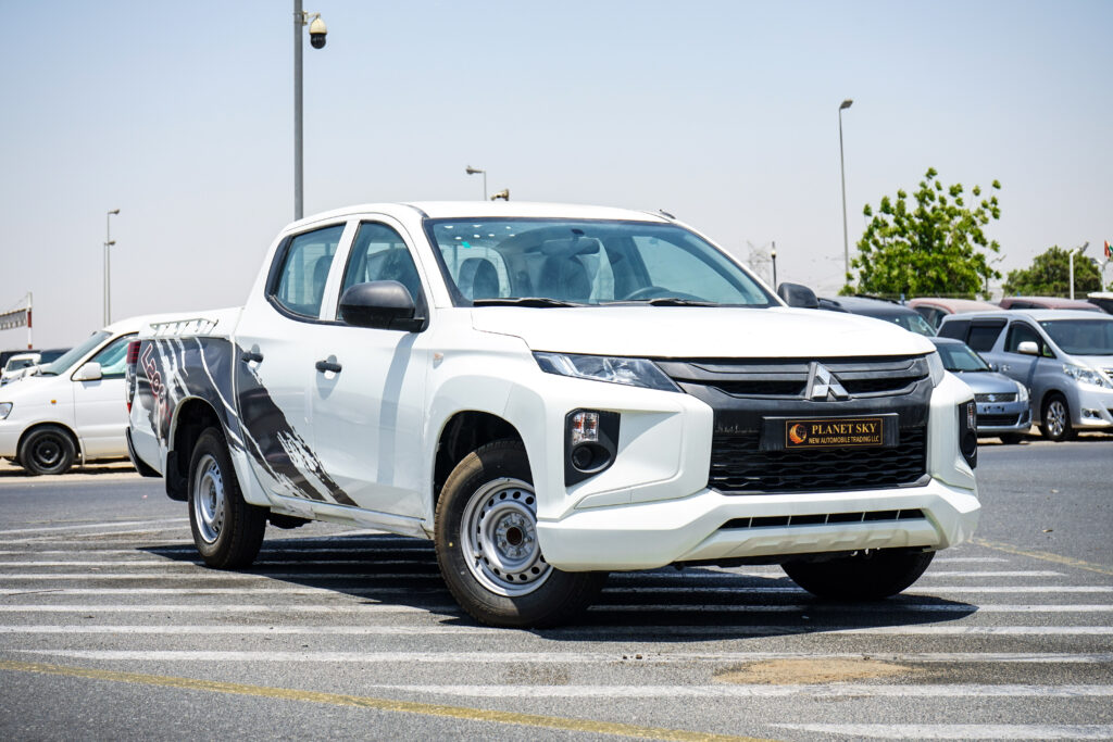 MITSUBISHI L200 2.5L DIESEL M/T 4X2 DOUBLE CABIN 2023 MODEL