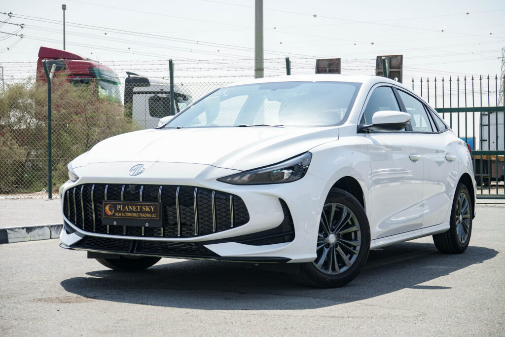 MG MG5 1.5L PETROL 180DVVT LUXURY 2025 MODEL