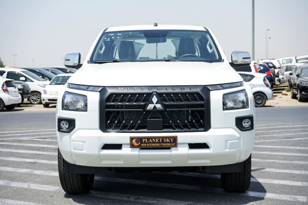 MITSUBISHI L200 2.4L PETROL M/T GLS 4X4 2025 MODEL