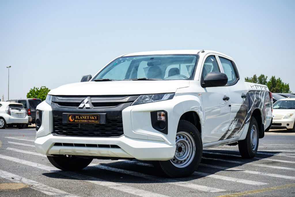 MITSUBISHI L200 2.5L DIESEL M/T 4X2 DOUBLE CABIN 2023 MODEL