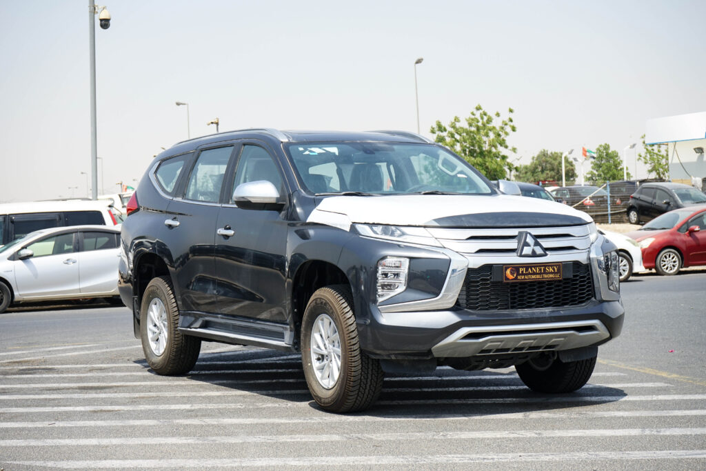 MITSUBISHI PAJERO SPORT 2.5L DIESEL 4WD A/T 7 SEATER – MID OPTION 2023 MODEL