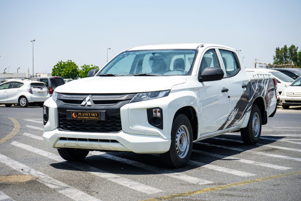 MITSUBISHI L200 2.5L DIESEL M/T 4X2 DOUBLE CABIN 2023 MODEL