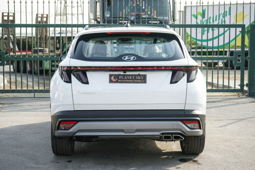 HYUNDAI TUCSON 2.0L PETROL LUXURY 2026 MODEL
