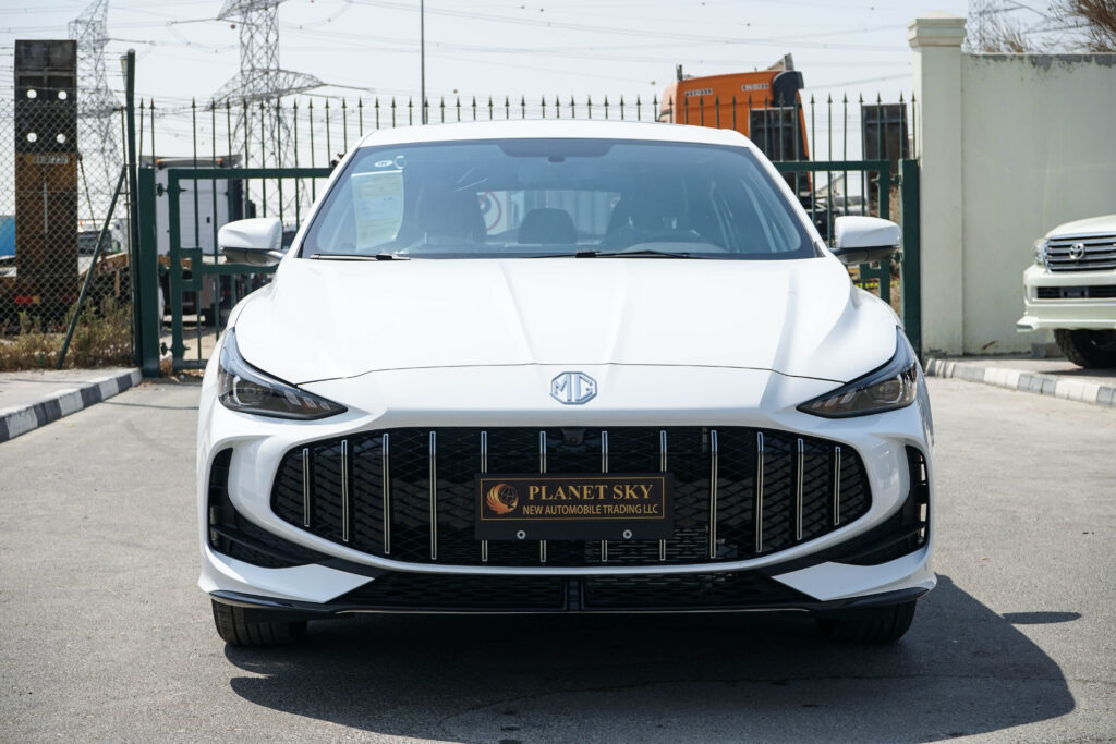 MG MG5 1.5L PETROL 180DVVT LUXURY 2025 MODEL